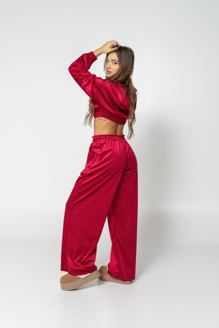 red kiss velvet set - Image 2