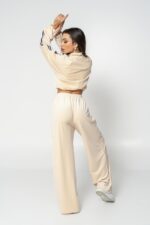 beige velvet lines set - Image 2