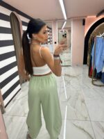 Simple white top - Image 2