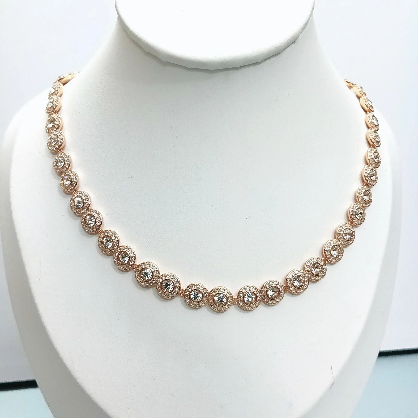 0-02-05-65525cc7efafe03d99b2545e066feb9df1b4cf0afd56fc75994f7490dc158e1d_c8d28d13d2f2a09e Crystal Elegance Necklace (Rose Gold) - Image 1