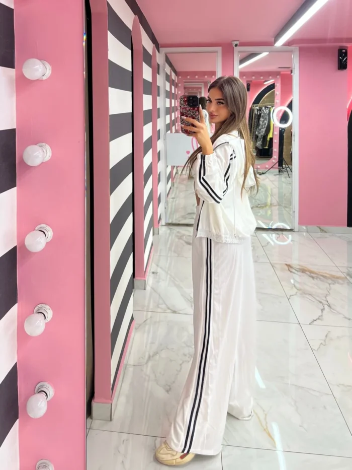 Sporty White Stripes Set - Image 2