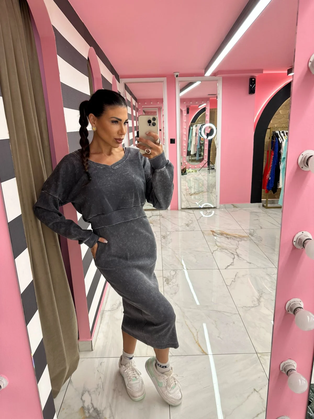 0-02-05-ef46d183a1a327deb8f271540844ae3786208b06bcb0b438e37da77d3d72f796_6ffc9dd3afaa56f3 Charcoal Street Set - Image 1