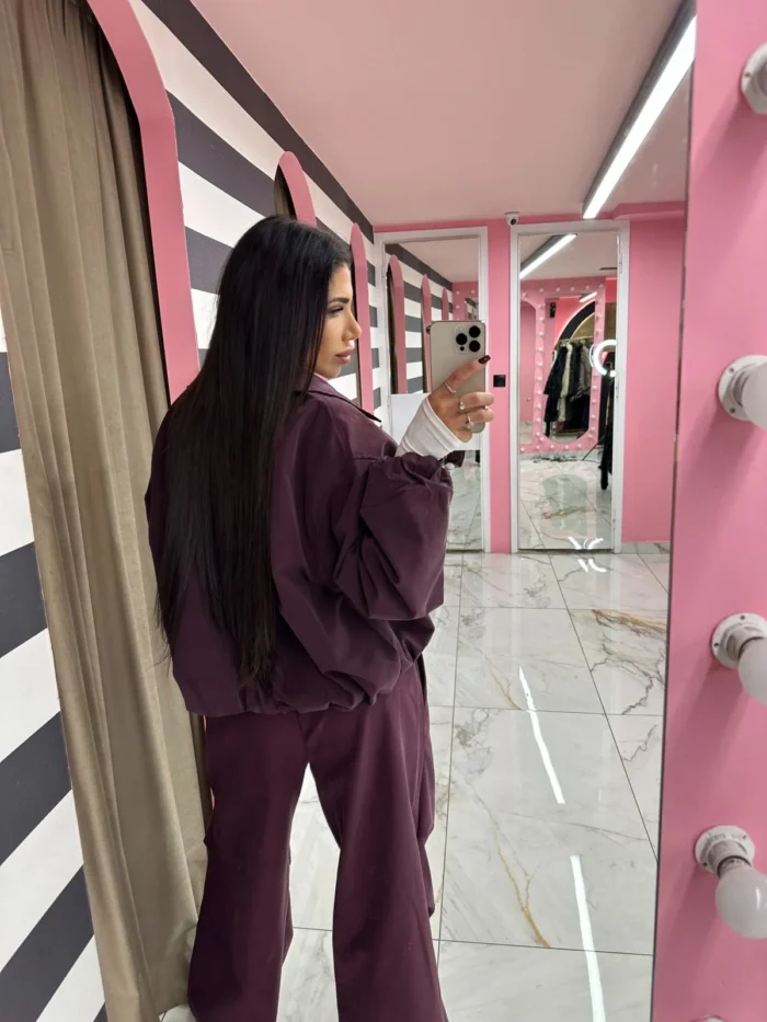 Bordeaux Mood - Image 2