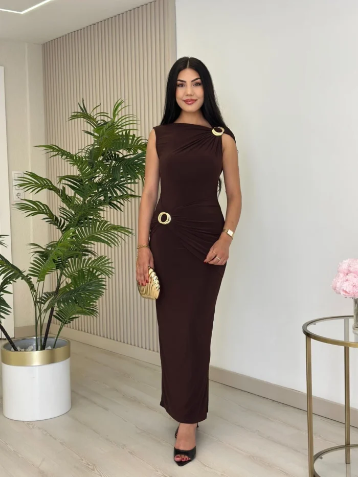 Elegance maxi dress Maxi φόρεμα με χρυσές αγκράφες - Image 2