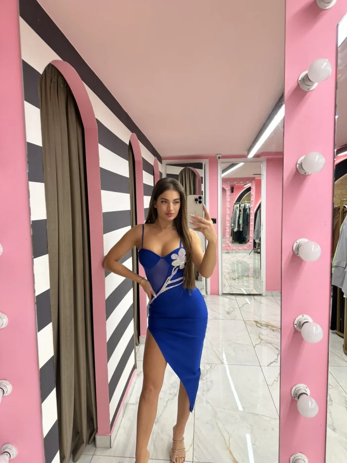 Royal Blossom Curve - Image 3