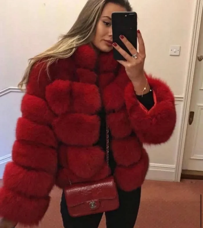 Fox Luxe – Red Edition - Image 2