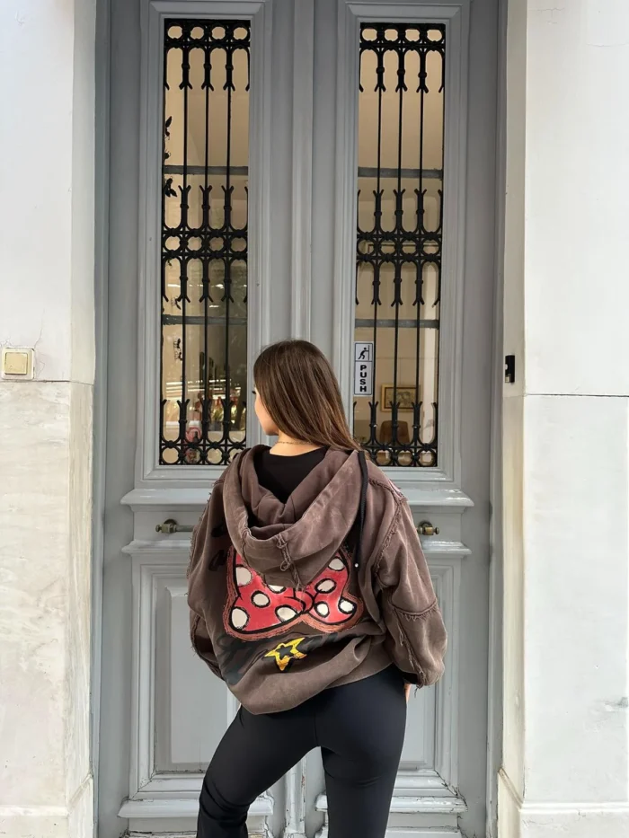 Vintage Minnie - Image 2