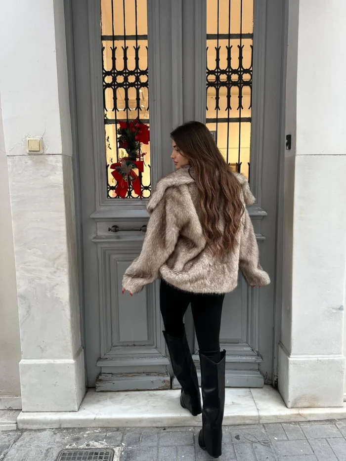 Velvet Ash - Image 2