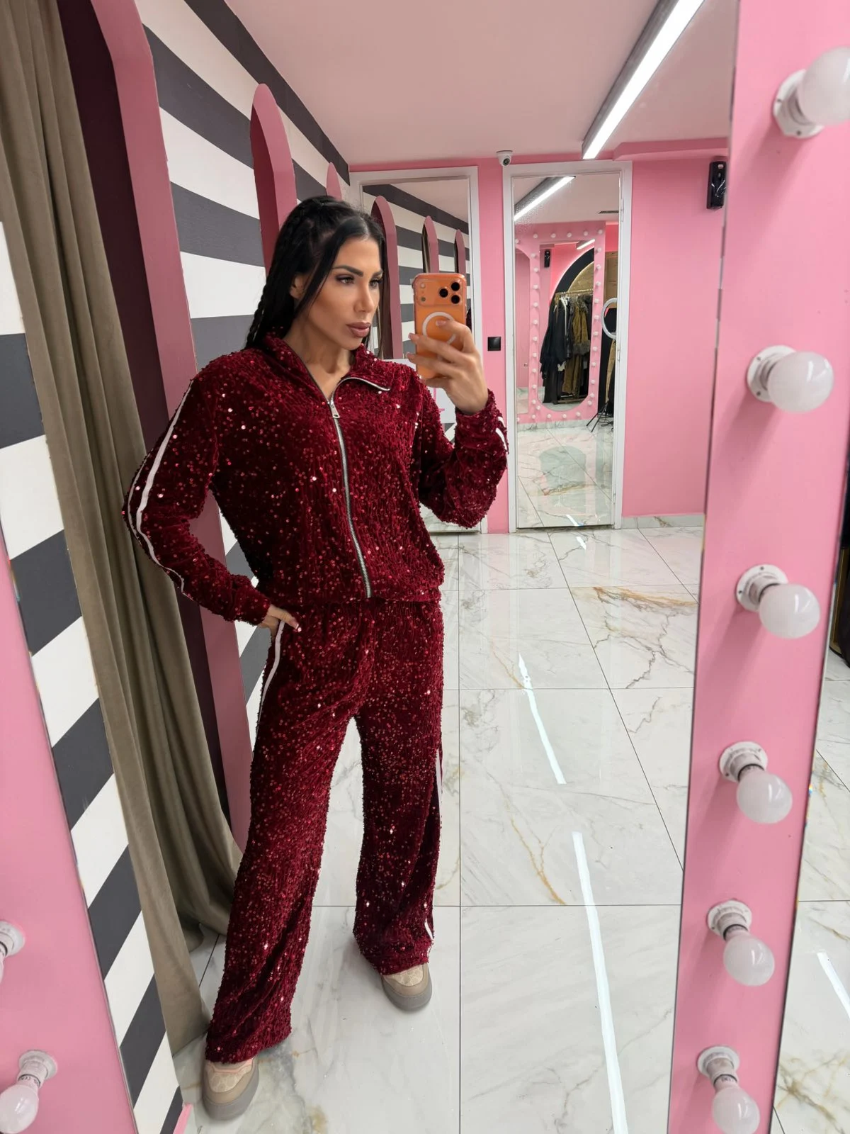 0-02-05-b86331b1997b2d97206ba8f8c403a529501ccc1c87ca811e4d8b591105b1684a_2238ba2a639 Ruby Night Set - Image 1