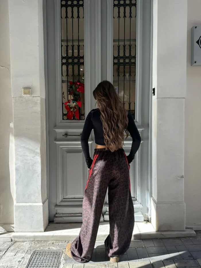 Leopard Track Pants – Κόκκινη Ρίγα - Image 2
