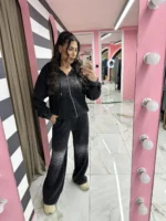 Πετροπλυμένη Φόρμα με Strass Λεπτομέρειες