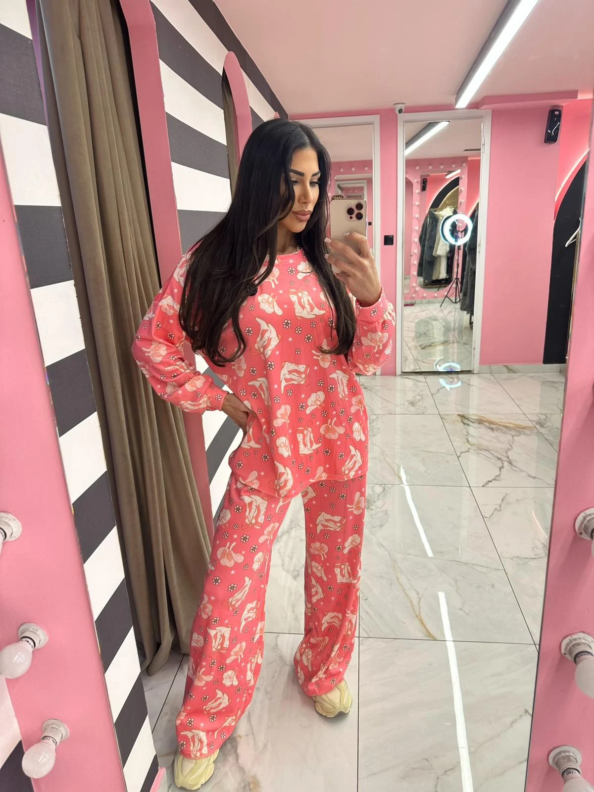 0-02-05-8f44146f85661572508b25873079a96a91f4f50e3891f534e41f2515b2eafe47_22350e0a704 Pink Bunny Pyjama Set - Image 1