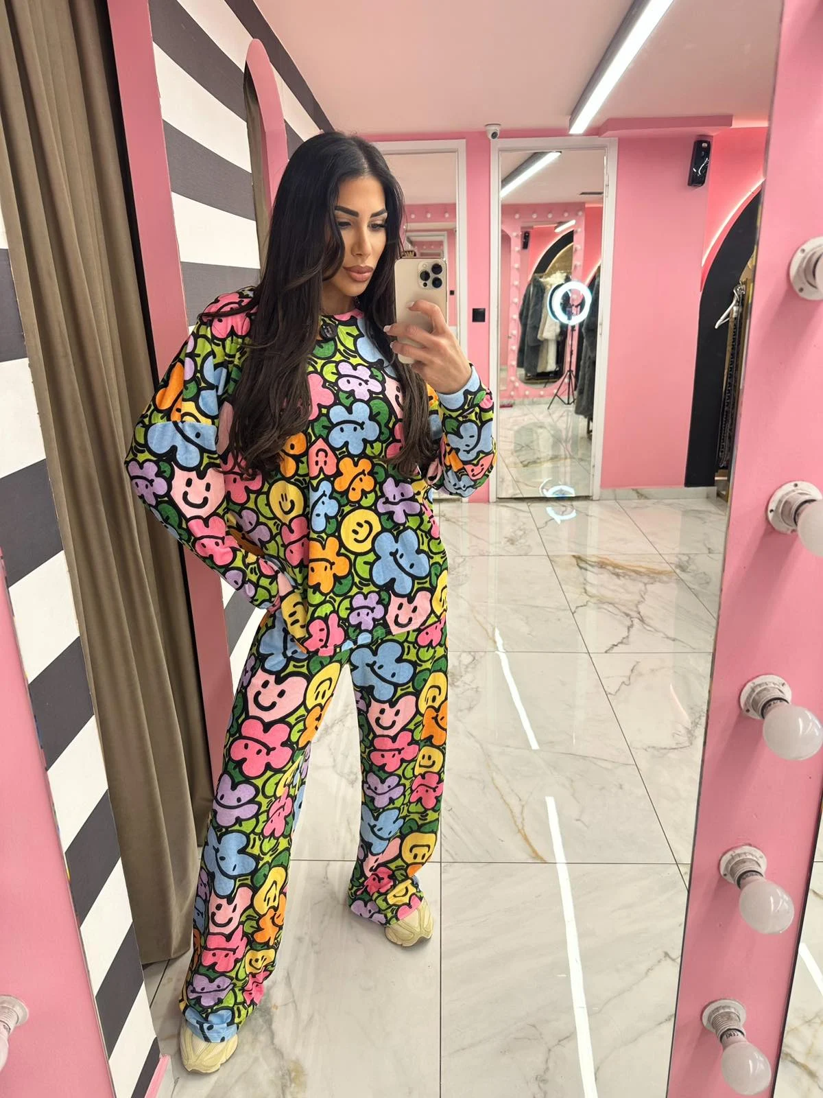 0-02-05-acfa4f8e811e8c51a0e43cf0e8f3dee46ae261211975bac2aa10ef4cefc2f2c9_22350e73072 Happy Flowers Pyjama Set - Image 1