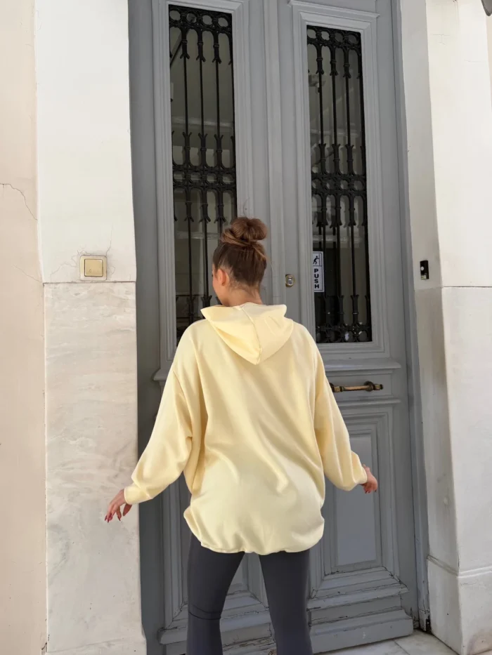 Cloudy Oversized Hoodie - Image 5