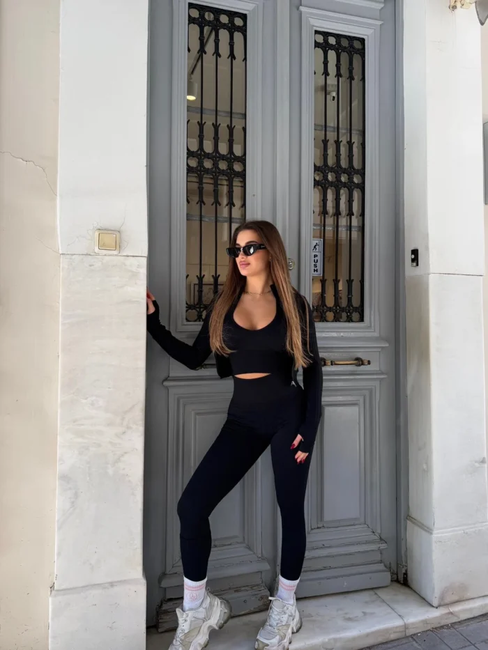 Essential Fit Set - Image 11