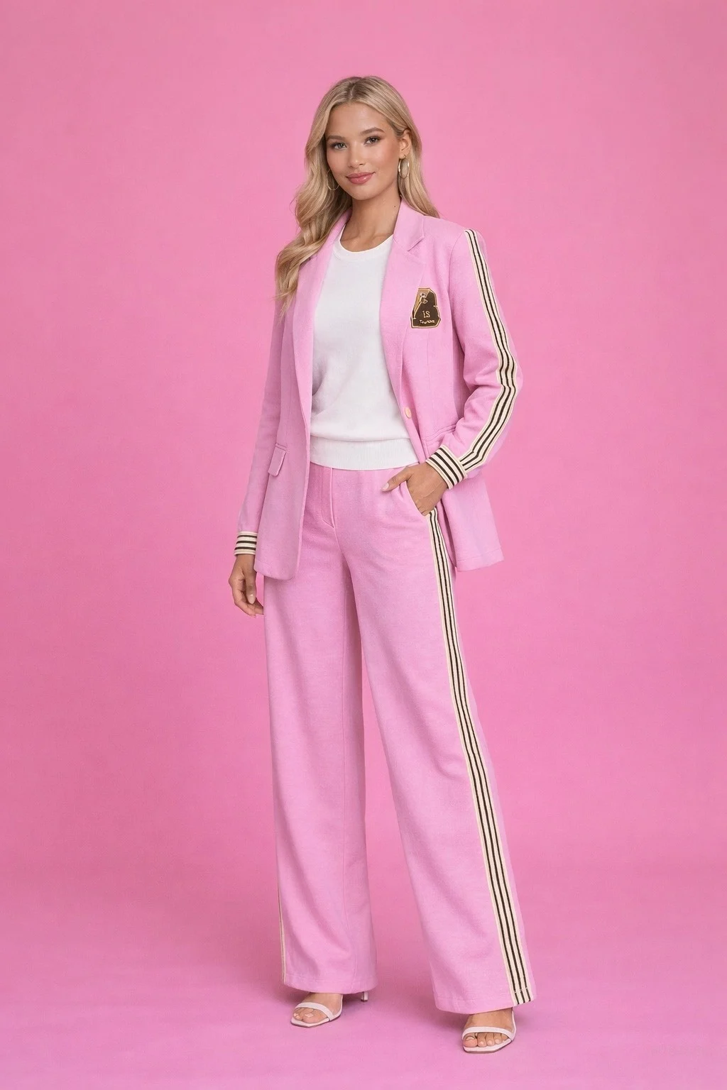 0-02-05-2fc7615777e6eff58ce7727f4a19952203e8cd481f319e10a3f42dbd72cd9315_220eb745b83 Sporty Chic Blazer Set - Image 1