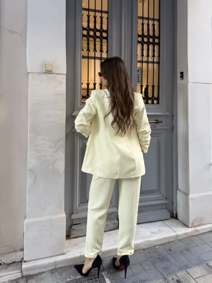 Classic Power Suit - Image 4