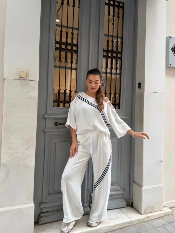 Sport Chic Line Set - Image 7