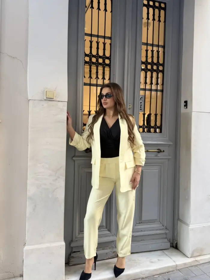 Classic Power Suit - Image 3