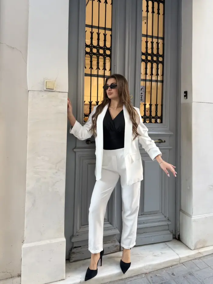 Classic Power Suit - Image 5