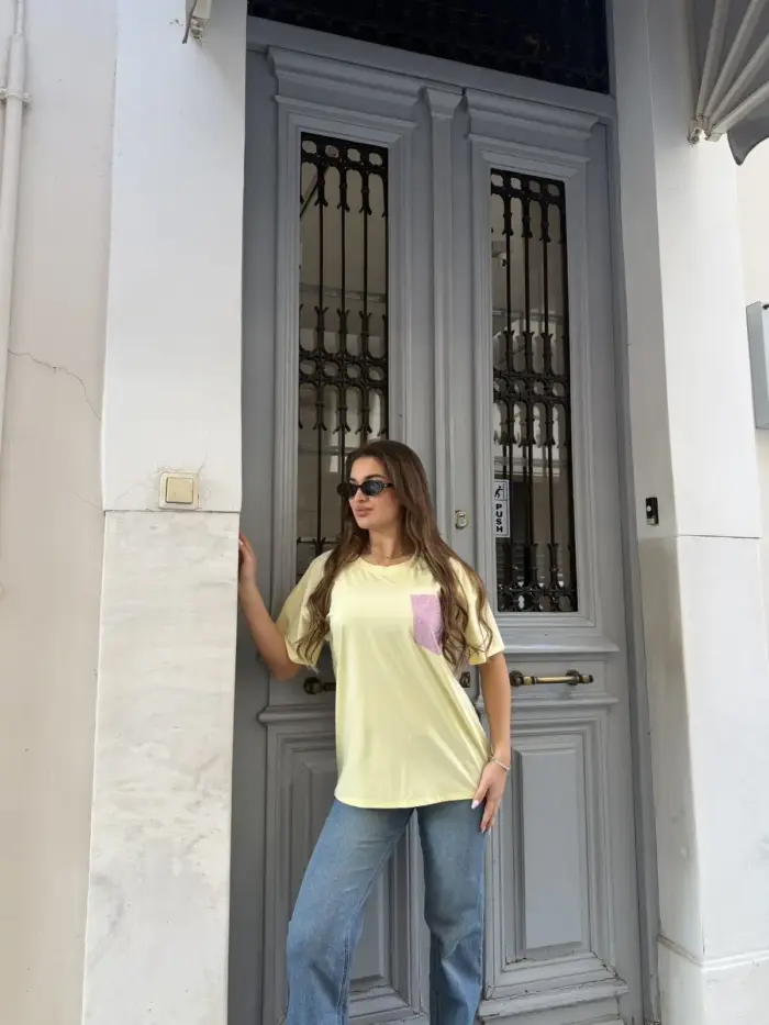 T-Shirt Glitter Pocket - Image 3