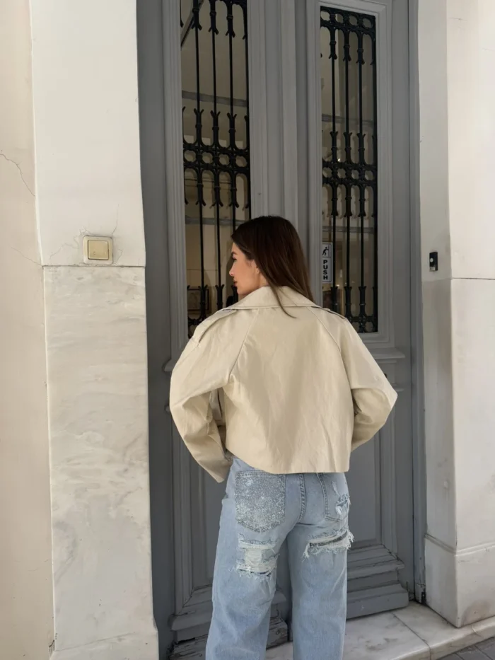 Cropped Chic Jacket - Image 6