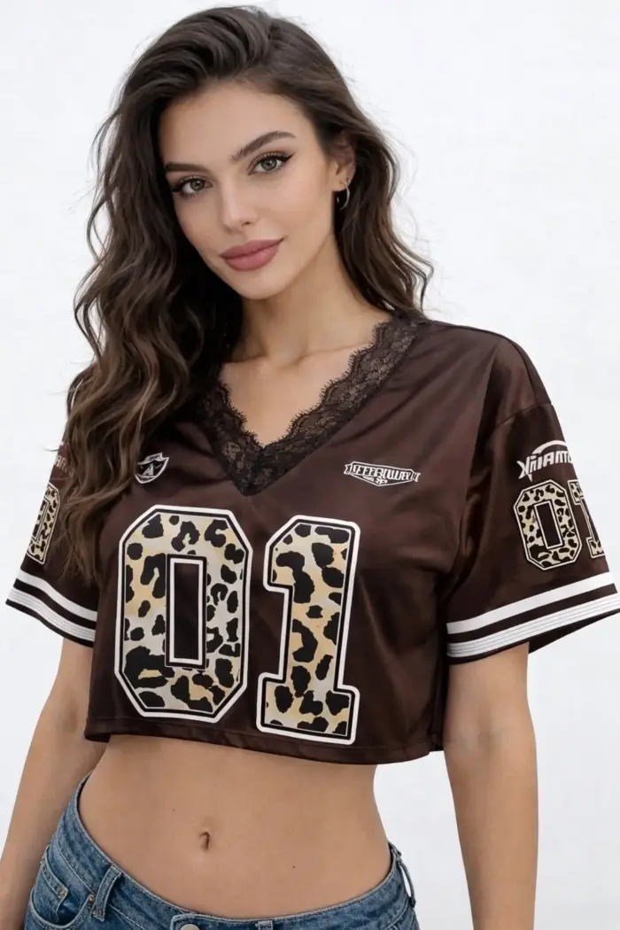 Leopard 01 Crop Top - Image 4