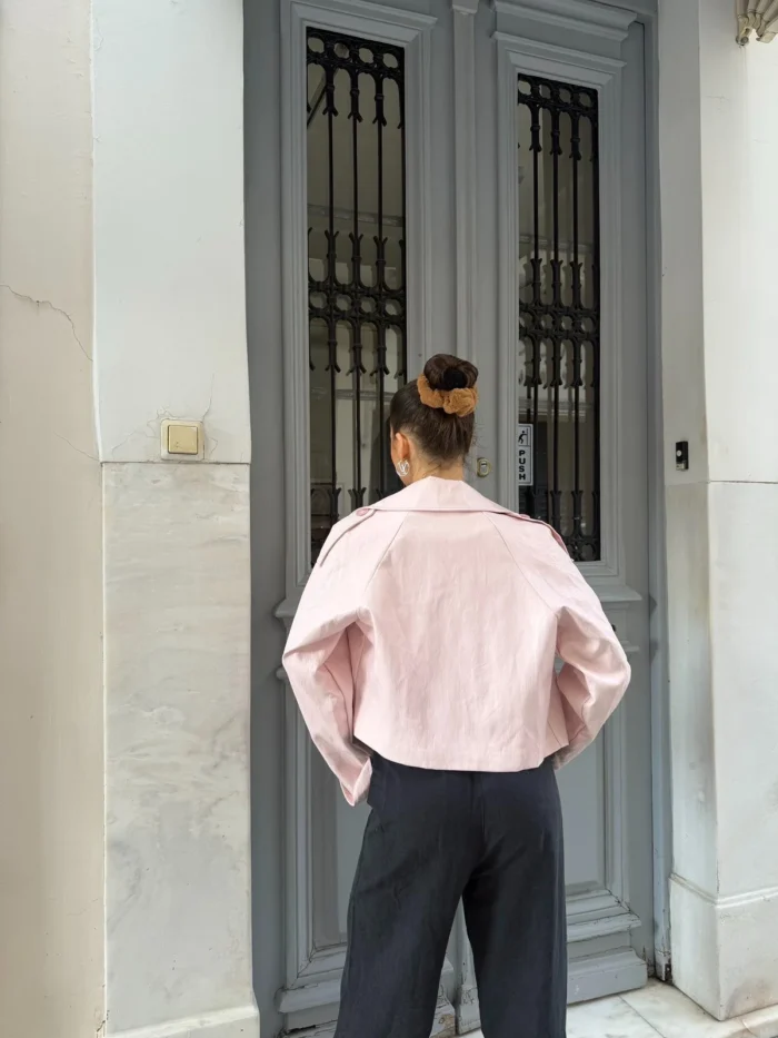 Cropped Chic Jacket - Image 2