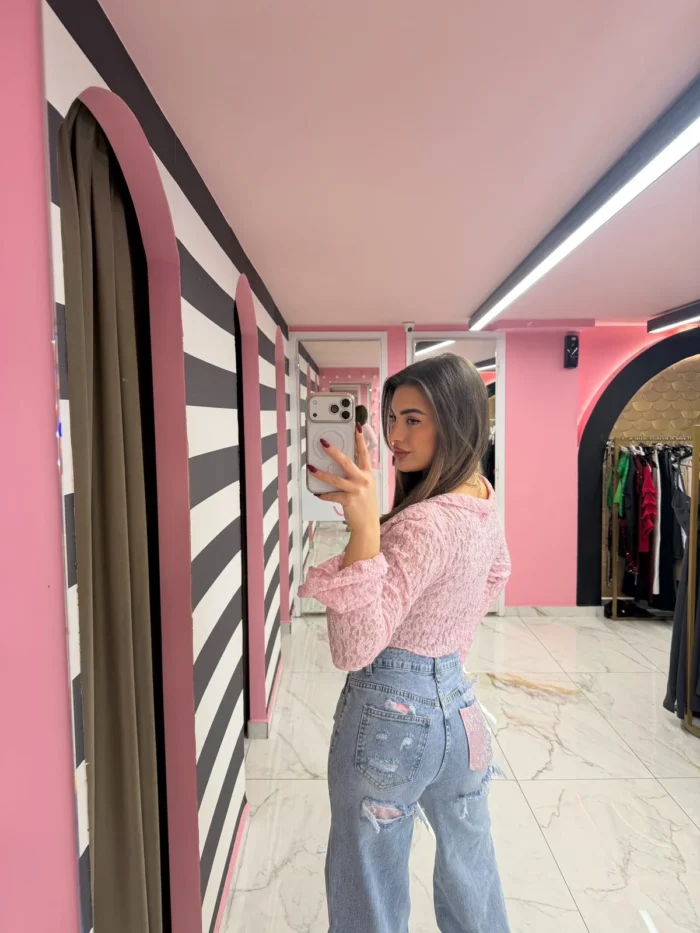 Romantic Lace Blouse - Image 4