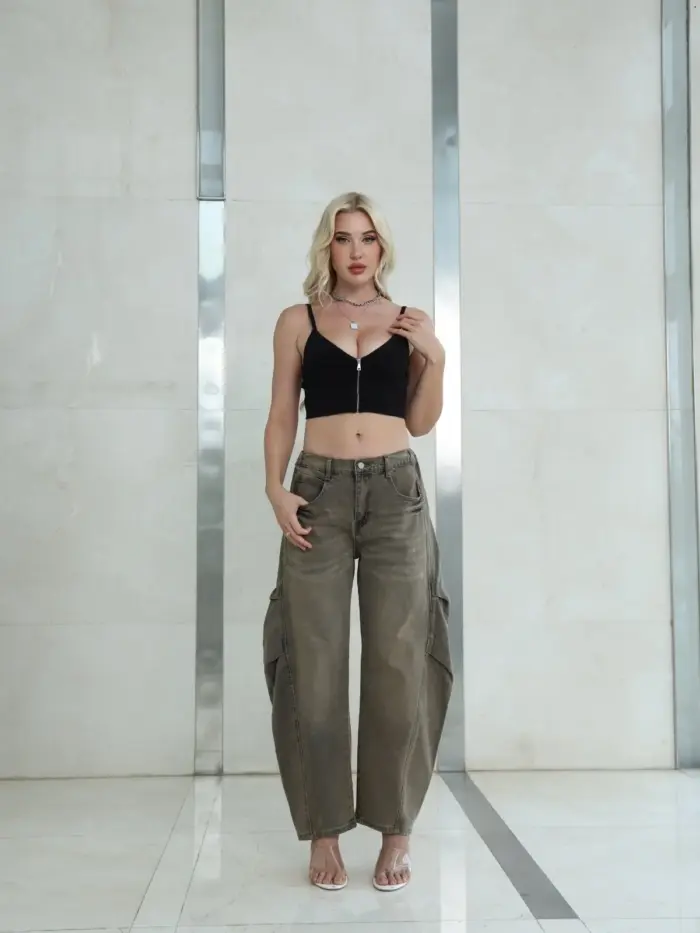 Denim Balloon Fit Jeans - Image 5